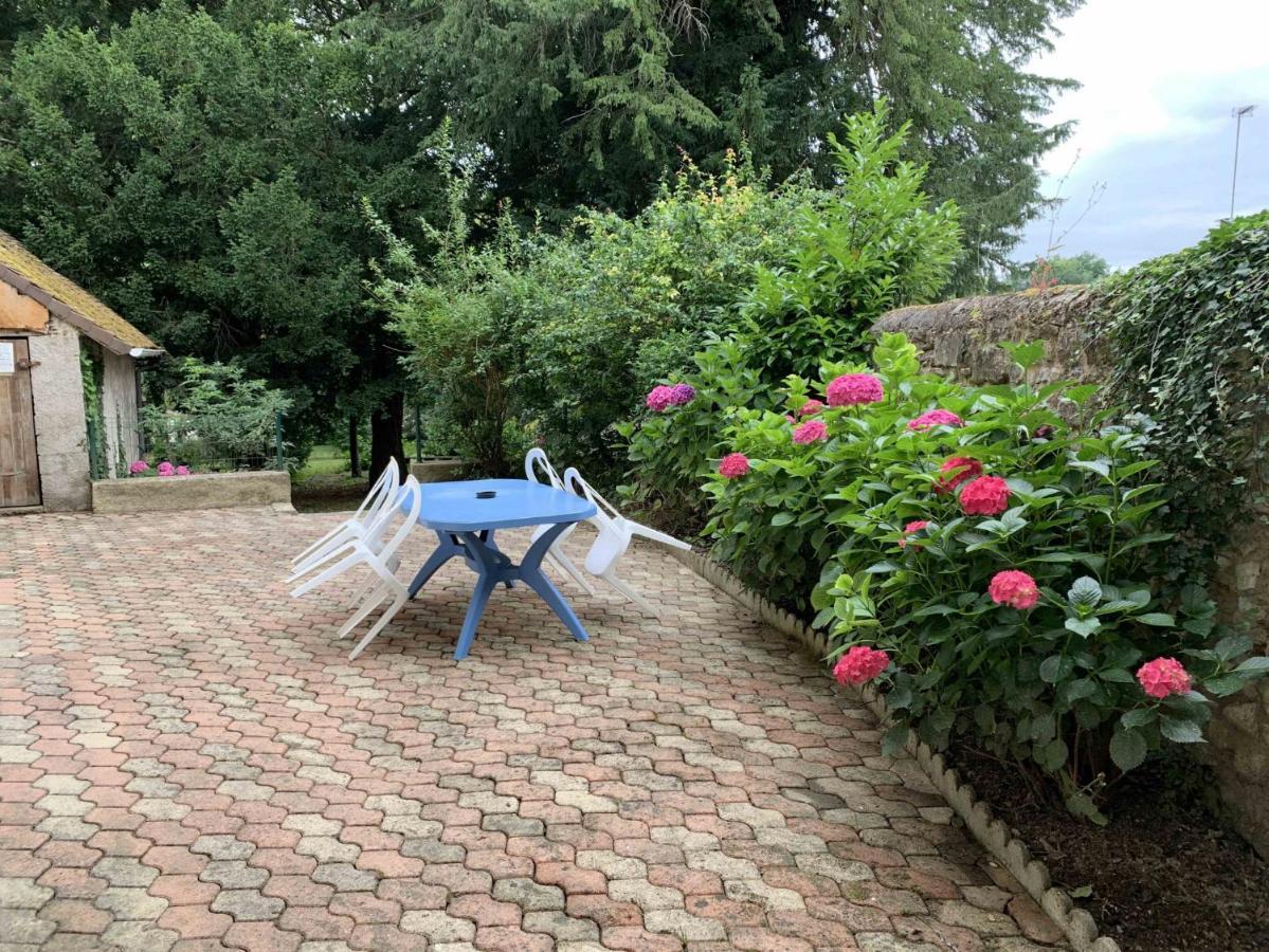 Meuble De Tourisme Dans Parc Arbore 1000M2 - Sejour-La-Roche Eperon Ла-Рош-Позе Экстерьер фото